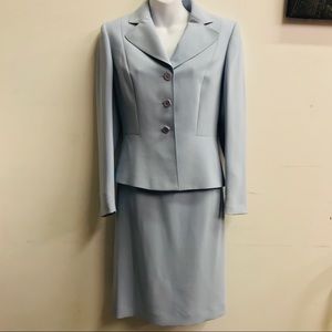 Stresa Light Blue 2-pc Suit Skirt Blazer Size 4